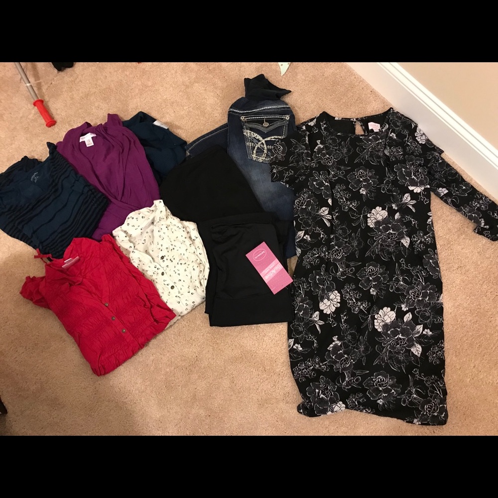 Motherhood maternity clothing